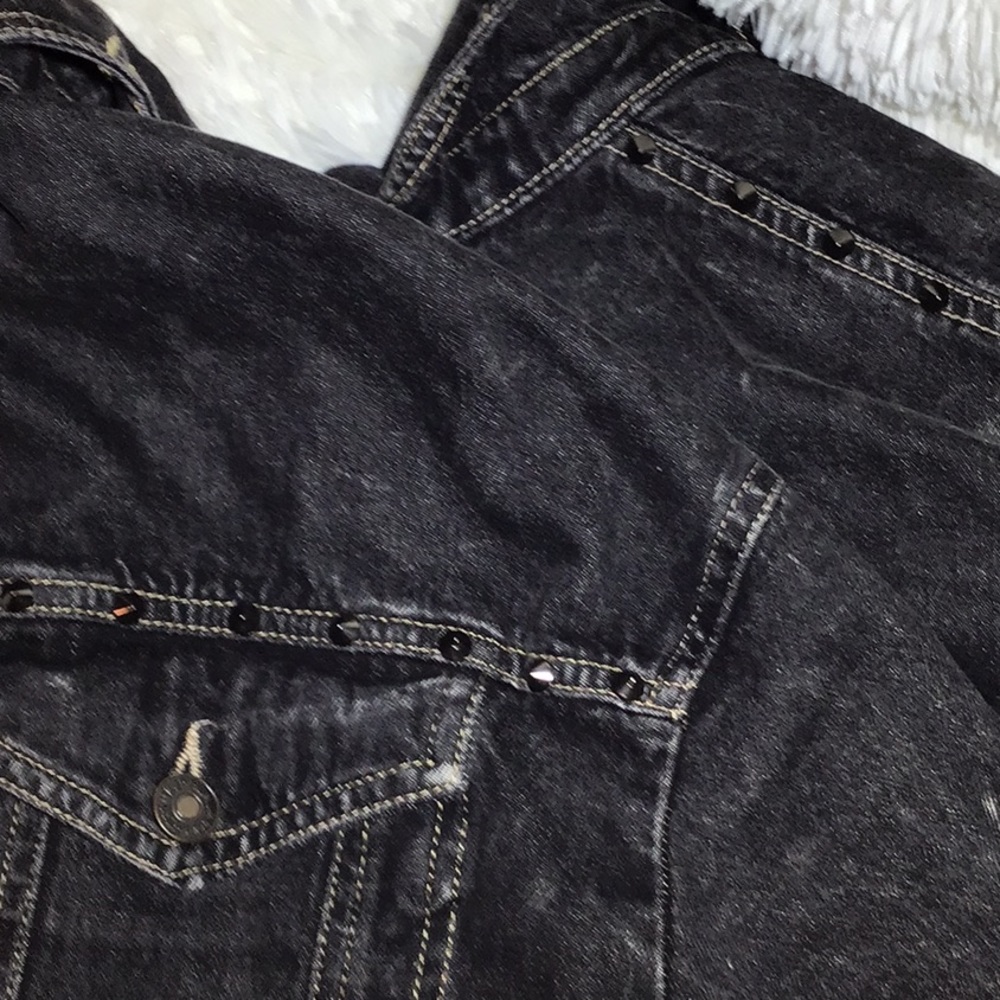 Short jacket - Picture 3 of 3